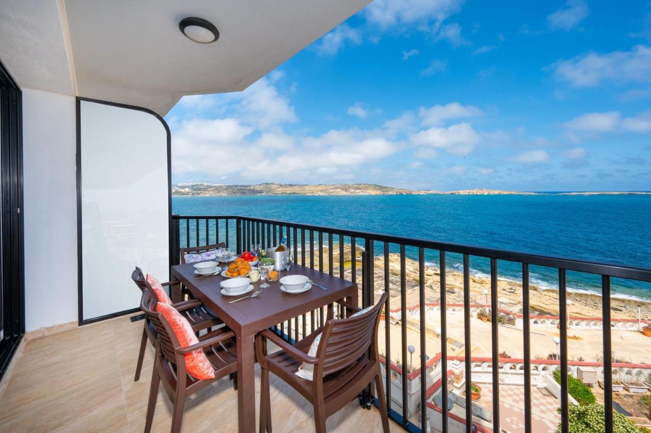 Islet Promenade Seafront Apartment With Large Corner Terrace By Getawaysmalta St. Paul's Bay Exteriér fotografie